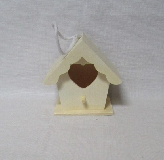 Mini Heart Wood Birdhouse by Artminds 4 Inches DIY Crafts Project