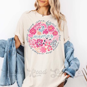 Floral Mama Shirt, Comfort Colors™ Shirt, Mother&#39;s Day Shirt Gift, Flower Mama Tshirt, Girl Mama Shirt