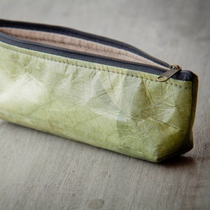 Pencil case / cosmetic bag made from leaves in green