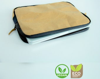 13" laptop sleeve made of kraft paper with a long zipper