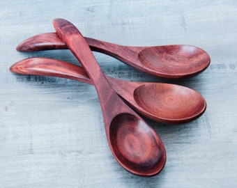 Spoon set (3 piec) handmade from acacia wood in brown