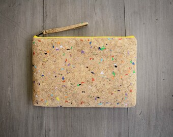 Laptop Case for MacBook 15 " - 16 " inch made from cork, laptop sleeve, handmade and vegan (Colour - YZ)