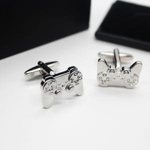 Game Controller Cufflinks, Polished Silver, Gamer Groomsmen Accessory