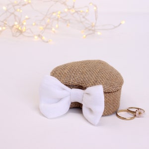 Heart-shaped alliance box, burlap and white linen bow, white linen removable cushion image 3