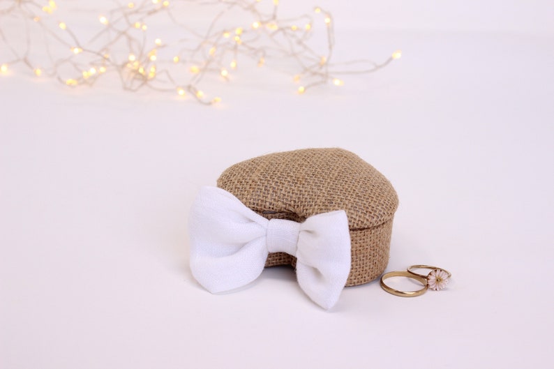 Heart-shaped alliance box, burlap and white linen bow, white linen removable cushion image 3