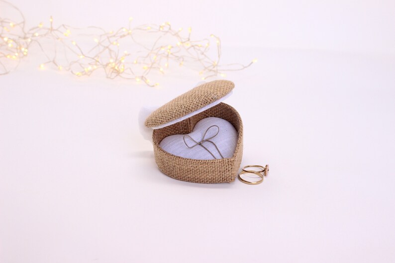 Heart-shaped alliance box, burlap and white linen bow, white linen removable cushion image 4