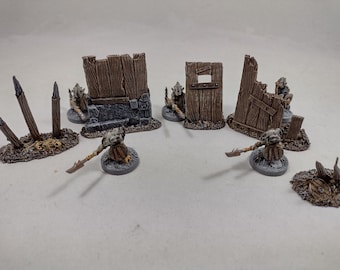 Miniature stakes and palisades for medieval fantasy figurine games