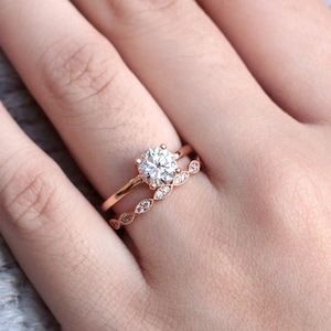 Minimalistisches Solitär Braut Set - Solitär Verlobungsring Set - Art Deco Hochzeit Stapel Set - Zierliche Stapelbare Ringe [BR3313-2]