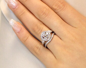 Heart Ring | クリスタル付き Silver 仕上げハート・リング
