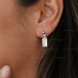 Boucles d&#39;oreilles pendantes émeraude / Boucles d&#39;oreilles de mariage pour mariée / Boucles d&#39;oreilles de demoiselle d&#39;honneur / Diamant CZ créé en laboratoire / Bijoux émeraude / 9966