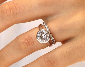 Round Bezel Statement Bridal Ring Set - Round Brilliant Solitaire Engagement Ring Set w/ Bezel Eternity Band - Wedding Ring Set (2950-2R)