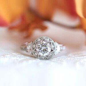Met Art Deco Round Diamond Engagement Ring - Brilliant Cut Diamond Ring - Half Moon CZ Diamond Band - Vintage Style Wedding Jewelry[BR7119]