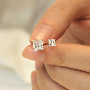 Art Deco Princess Solitaire Earrings - Minimal Daily Studs - Bridesmaid Wedding Jewelry - Valentine&#39;s Day Gift [BE7251]