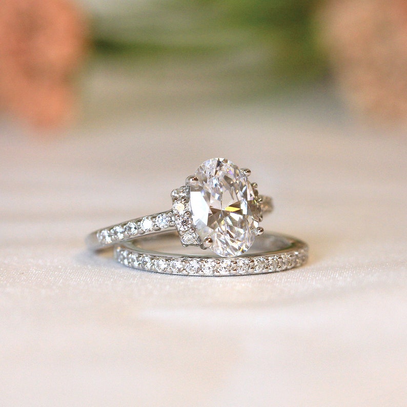 Dainty Bridal Set Art Deco Oval Cut Center Halo Engagement - Etsy