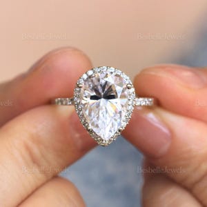 Pear Halo Engagement Ring - Pear Cut Ring - Anniversary Gift to Her - Minimalist Pear Engagement Ring - Bridal Wedding Jewelry [BR2114]