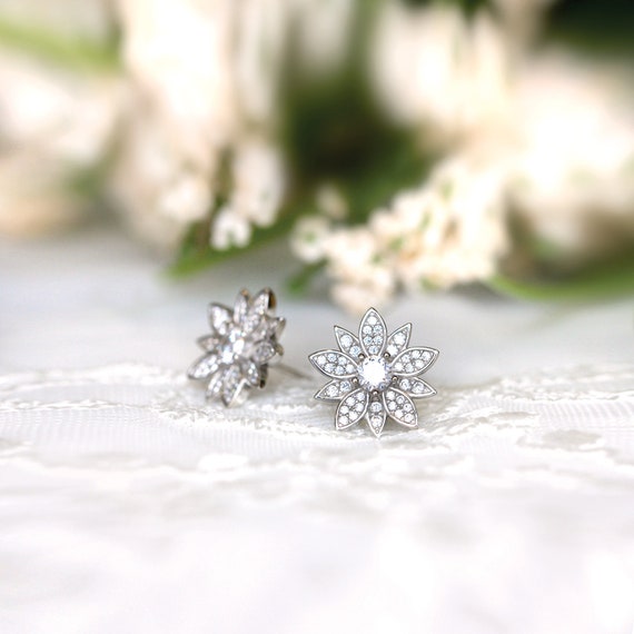 Cluster Earrings 7Stone Round Cubic Zirconia 925 Sterling Silver Screwback Flower  Stud Earring  Flower earrings studs Round earrings Flower studs