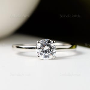 Lady ronde soloring - ronde solitaire verlovingsring - ronde solitaire ring - minimalistische dagelijkse ring - eenvoudige solo-verlovingsring [BR9854]