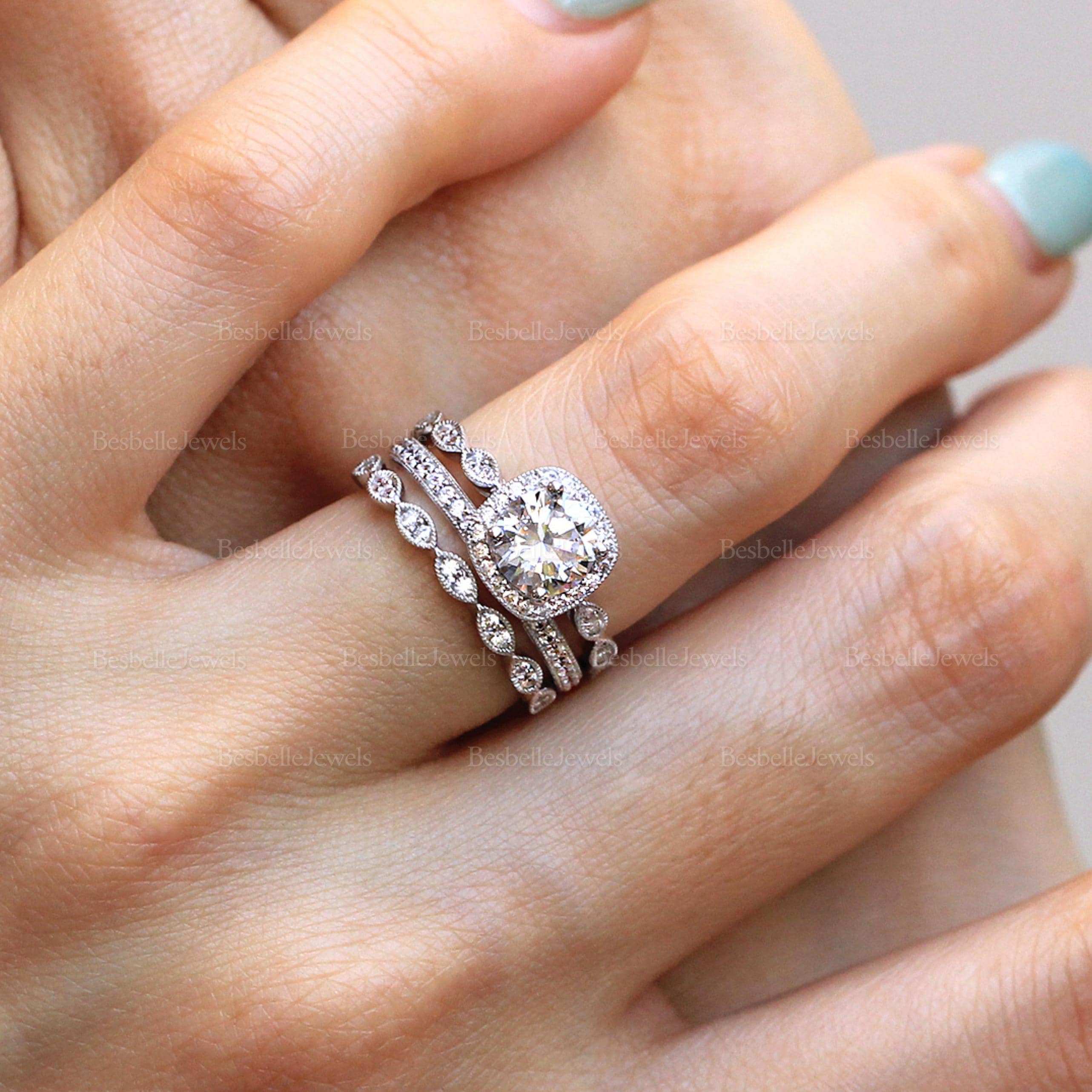 Weddng Rng Set Round Halo Engagement Rng CZ Engagement - Etsy