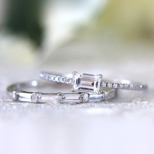 Minimalist Emerald Cut Engagement Ring Set - Delicate Baguette Cut Wedding Band - Dainty Bridal Ring Set - Gift for Her [BR1754-2B]