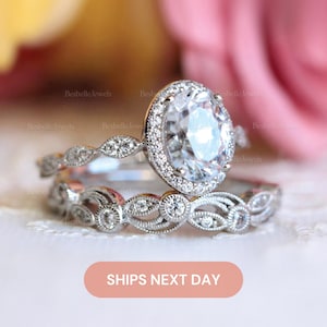 Vintage Oval Art Deco Bridal Ring Set / Oval Halo Engagement Ring / Superior Lab-Created CZ Diamond / Vine Band Wedding Ring Set / 5953-2L