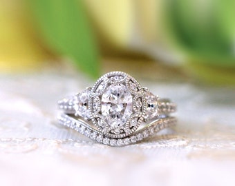 Met Oval Vintage Art Deco Bridal Set - Oval Diamond Matching Set - Curved Wedding Band Ring Set - Travel Wedding Ring Set [BR3950-2C]