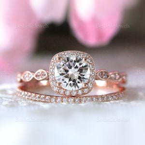Round Halo Brilliant Cut Bridal Set - Vintage Round Halo Engagement Ring Set - Pave Wedding Band Set - Dainty Wedding Set [BR5553-2P]