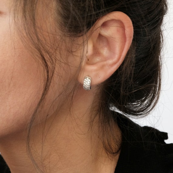 Round Diamond Pave Set Huggie Earrings - Minimalist Chunky Diamond Huggies  - Bridesmaid Wedding Jewelry - Everyday Jewelry [BE9608]