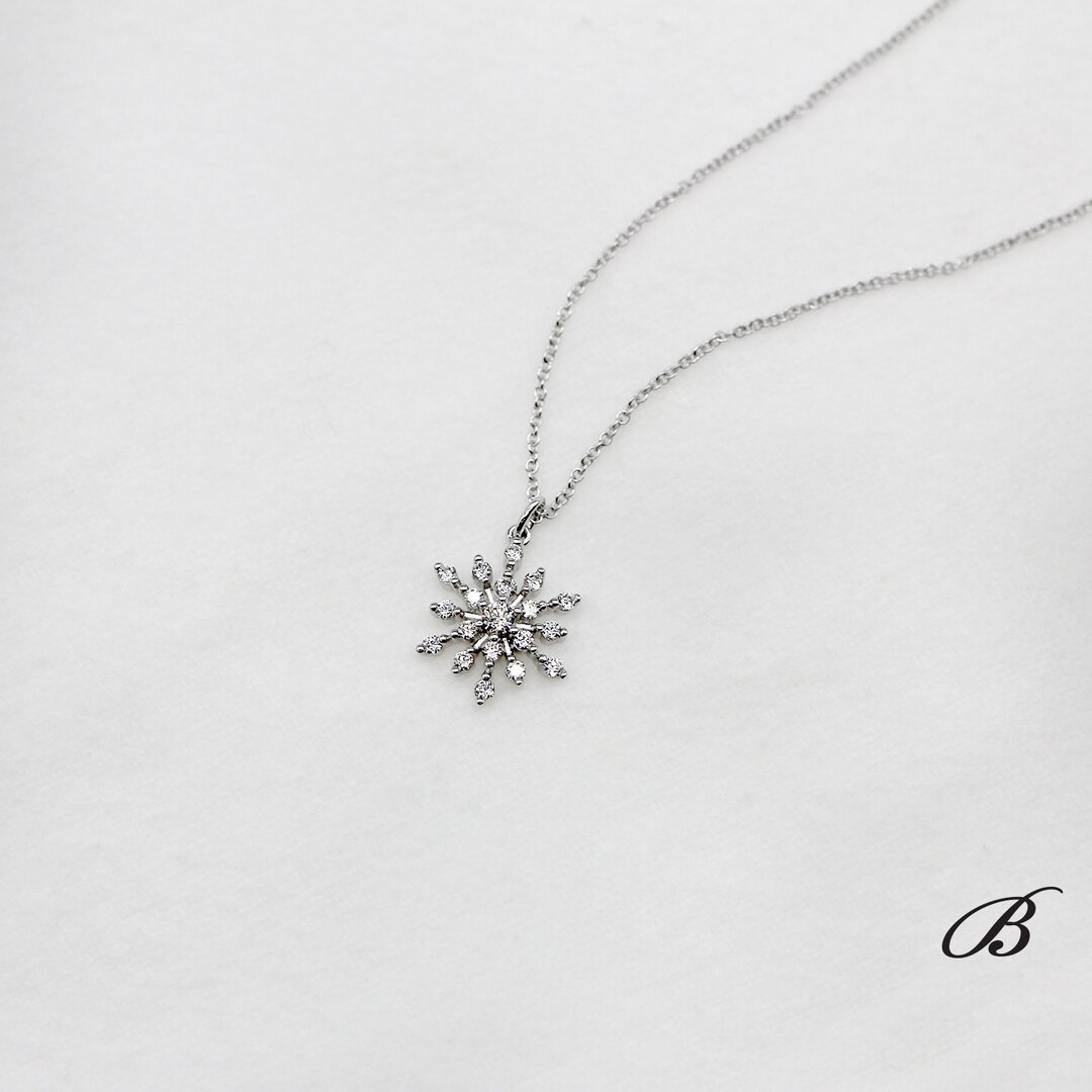 0.28 Cttw Accent Snowflake & Flower Pendant Necklace Brilliant - Etsy