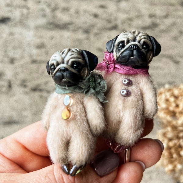 Small Pug pin for order