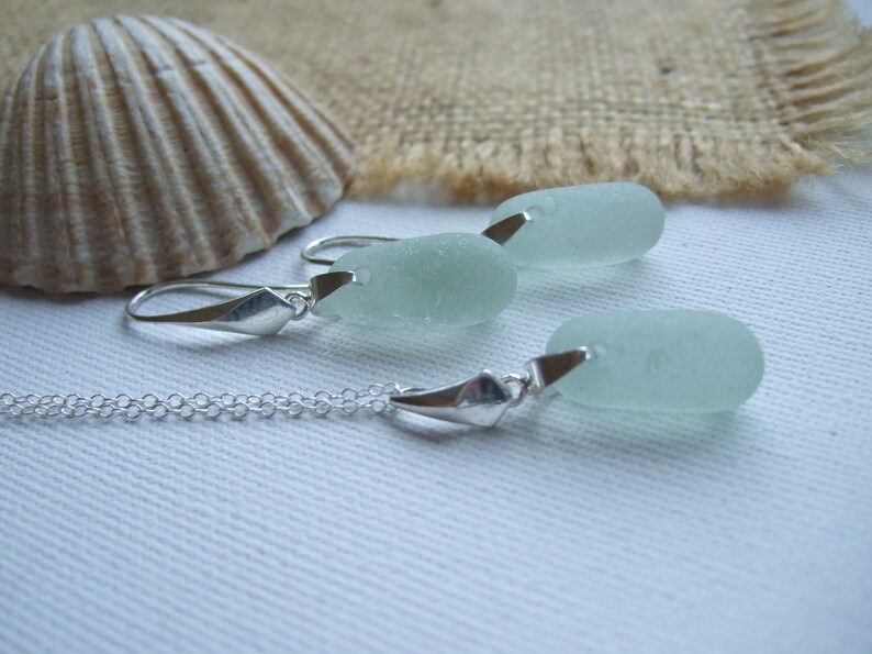 dangling jewelry beach glass bottle topper necklace and earring set elegant jewellery drop shaped earrings Sea glass stopper jewelry set