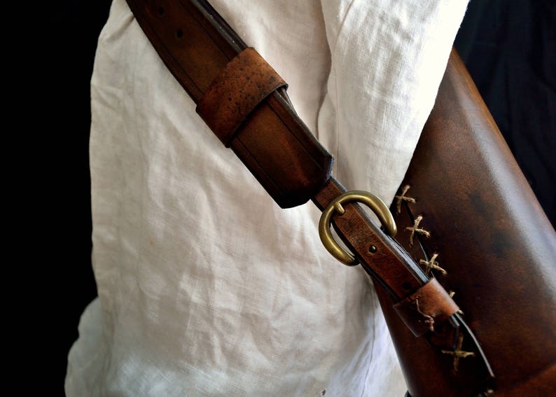 leather arrow quiver leather arrow quiver