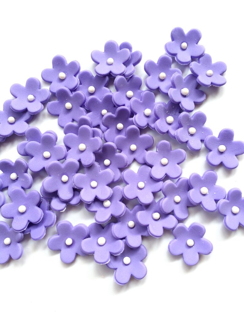 Purple Edible Flowers 1 Fondant Flowers Cake Pops Etsy
