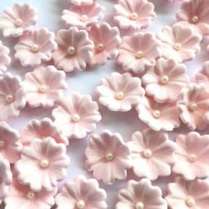 edible flowers soft pink fondant flowers vintage cupcake toppers flower cake pop decorations wedding