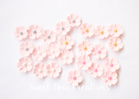 Fondant Flowers 1 5 Edible Flowers Pink Vintage Flower Etsy