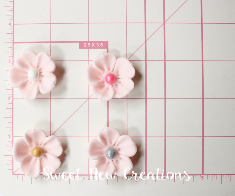 Fondant Flowers 1.5 Edible Flowers Pink Vintage Flower Etsy