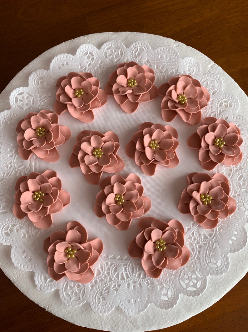 Rose gold edible flowers 2 vintage fondant cupcake Etsy