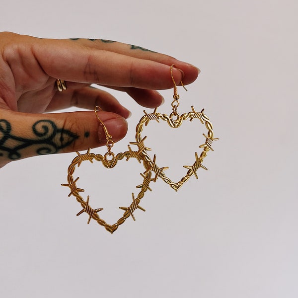 BARBEDWIRE HEART EARRINGS