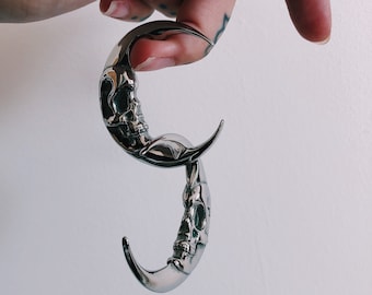 CRESCENT MOON WEIGHTS