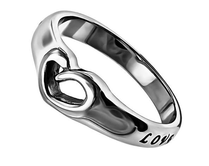 Heart Ring “Love Never Fails”