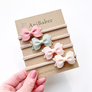 Spring Baby Hair Bow, Neutral Baby Headband, Hair Clips for Girls, Baby Shower Gift, Baby Girl Homecoming Outfit, Baby Bow Clip, Newborn Bow