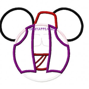 Puede incluir: Chaleco morado y rojo con orejas de Mickey Mouse blancas y negras.