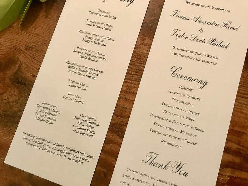 Pode incluir: Programa da cerim&ocirc;nia de casamento com os nomes de Frances Alexandra Hamel e Taylor Davis Blalack, a data de s&aacute;bado, 31 de mar&ccedil;o de 2018, e a ordem da cerim&ocirc;nia: Prel&uacute;dio, Assentos das fam&iacute;lias, Prociss&atilde;o, Declara&ccedil;&atilde;o de inten&ccedil;&atilde;o, Troca de votos, B&ecirc;n&ccedil;&atilde;o e troca de alian&ccedil;as, Declara&ccedil;&atilde;o de casamento, Apresenta&ccedil;&atilde;o do casal, Sa&iacute;da.