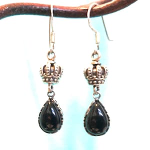 Black Onyx  Earrings, onyx Earrings,  Gemstone Earrings, Dangle Earrings,  Silver Earrings,  Natural Onyx