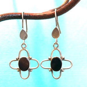 Black Onyx  Earrings, onyx Earrings,  Gemstone Earrings, Dangle Earrings,  Silver Earrings,  Natural Onyx