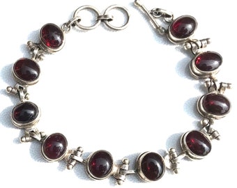 Garnet Bracelet,Silver Bracelet Natural Garnet ,Garnet Jewelry , Garnet , Garnet Stone Bracelet , Vintage Jewelry , Silver Garnet Bracelet ,