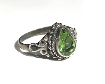 Faceted Peridot Ring, Teardrop  Green Gem Stone Ring - Handmade sterling silver Ring - Healing Stone.....