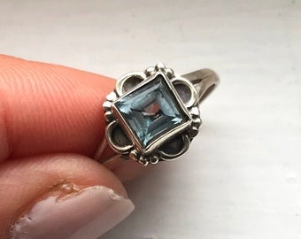 Anillo de topacio azul, tamaño 8 anillo de topacio azul, anillo de topacio azul de plata de ley, piedras de nacimiento de diciembre de gota de topacio azul