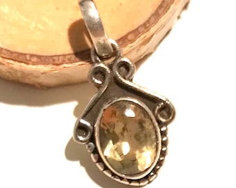 Handgemachter facettierter Citrin Anhänger: Sterling Silber Minimalist Halskette