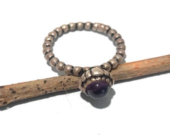 Anello vintage in argento sterling con ametista cabochon, misura 6