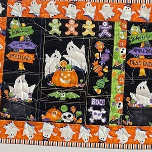 Quilted Halloween Table Runner - Glows in the Dark!!